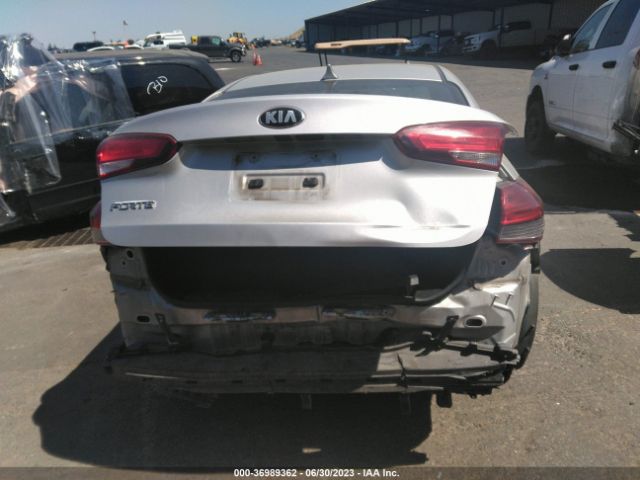 3KPFK4A70HE077669 KIA FORTE LX