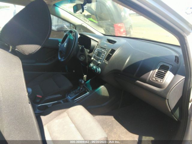 3KPFK4A70HE077669 KIA FORTE LX