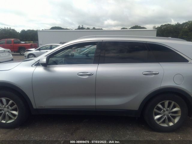 5XYPGDA33GG024338 KIA SORENTO LX