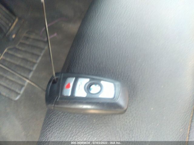 WBA8A3C37HA067172 BMW 3 Series 320i Xdrive