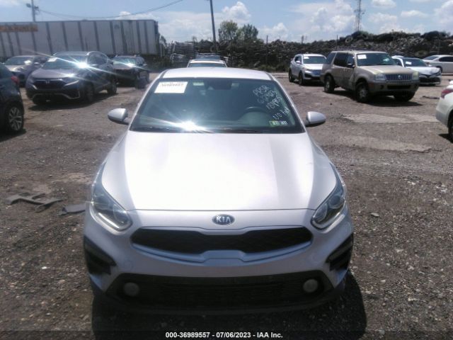 3KPF24AD8LE184905 KIA Forte Lxs