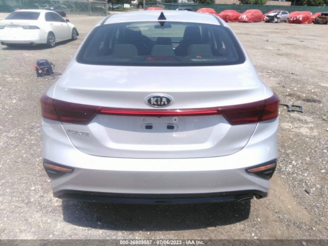 3KPF24AD8LE184905 KIA Forte Lxs