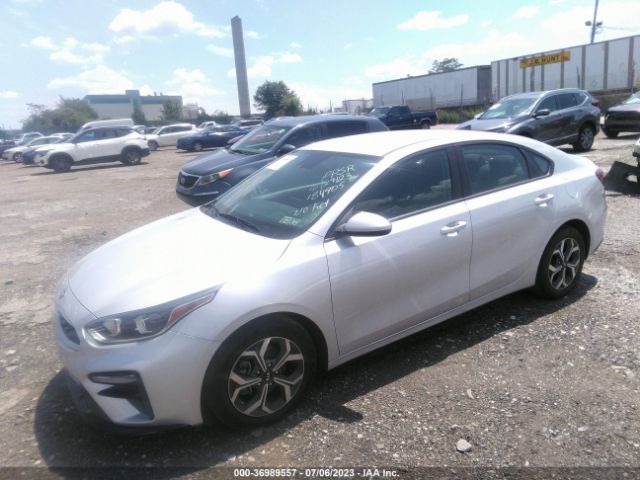 3KPF24AD8LE184905 KIA Forte Lxs