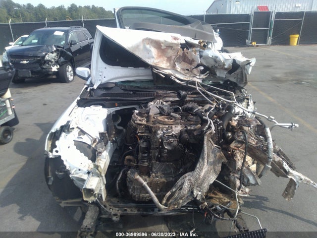 Chevrolet MALIBU LT 2016 1G1ZE5ST6GF177746 Image 6