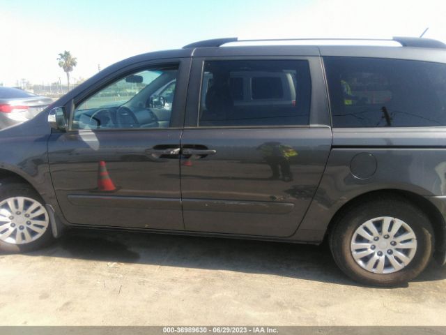 KNDMG4C70E6578844 KIA SEDONA LX