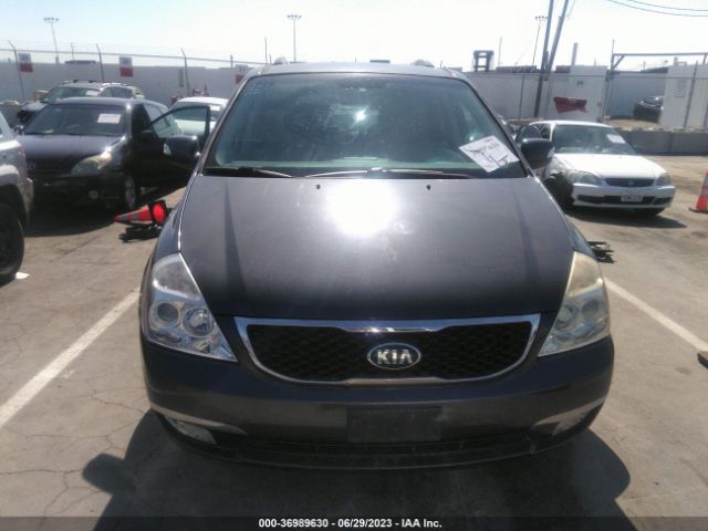 KNDMG4C70E6578844 KIA SEDONA LX