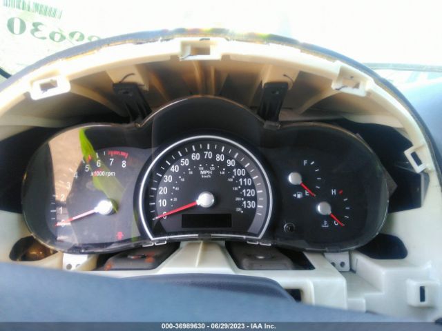 KNDMG4C70E6578844 KIA SEDONA LX
