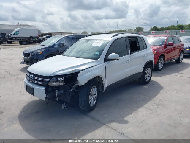 WVGAV7AX3HK030437 Volkswagen TIGUAN