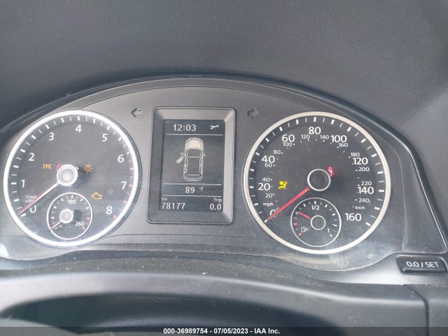 WVGAV7AX3HK030437 Volkswagen TIGUAN