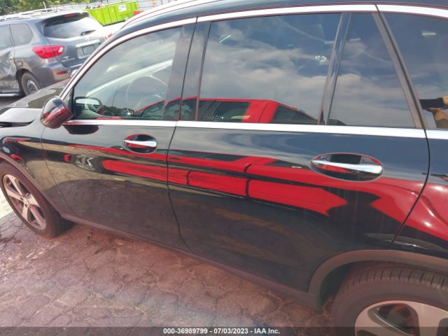 WDC0G4JBXGF025492 Mercedes-Benz Glc Glc 300