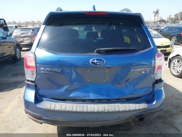 JF2SJGEC4HH446944 Subaru Forester Premium