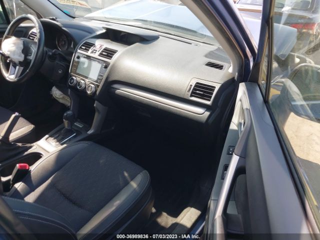 JF2SJGEC4HH446944 Subaru Forester Premium