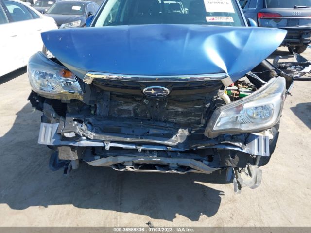 JF2SJGEC4HH446944 Subaru Forester Premium