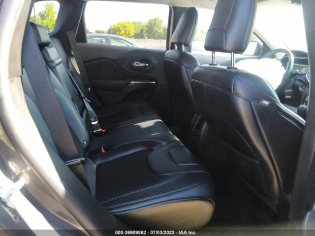 1C4PJLLB8KD176574 Jeep Cherokee Latitude Plus