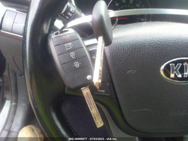 5XYKTCA63EG500790 KIA SORENTO LX