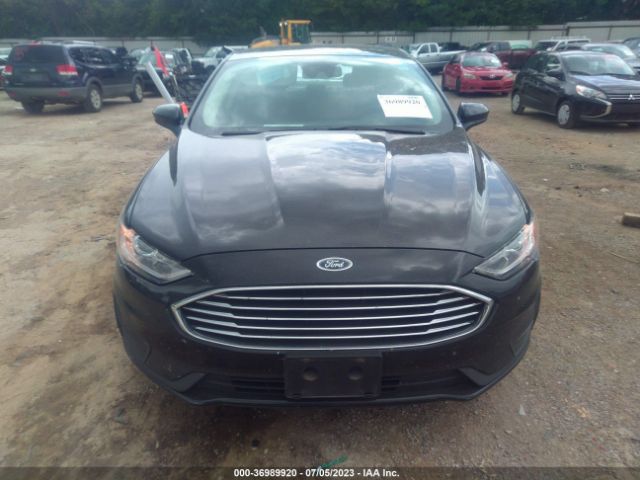 3FA6P0HD8LR235222 Ford FUSION SE