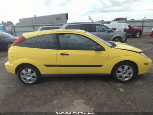 2001 FORD FOCUS ZX3 VIN: 3FAFP31311R210131