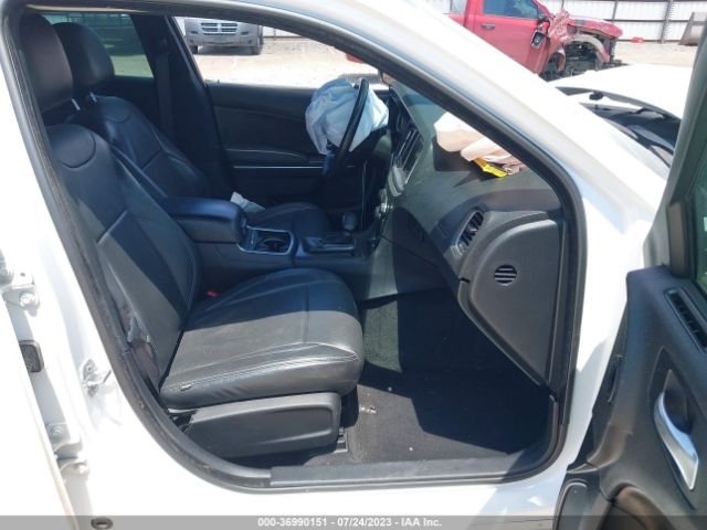 2C3CDXBG2FH890840 Dodge Charger Se