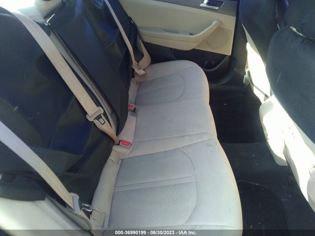 2015 HYUNDAI SONATA 2.4L SE VIN: 5NPE24AF8FH154641