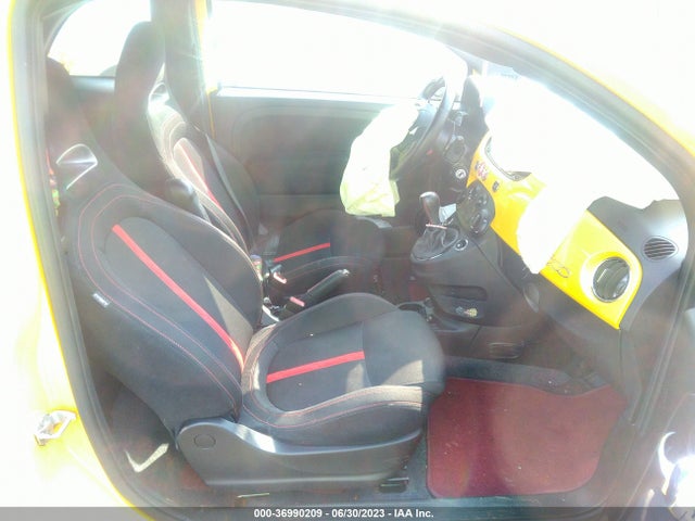 2016 Fiat 500, VIN: 3C3CFFFH8GT161631
