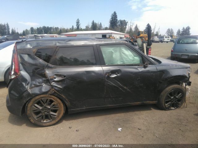 KNDJ33AU2M7760166 KIA SOUL EX