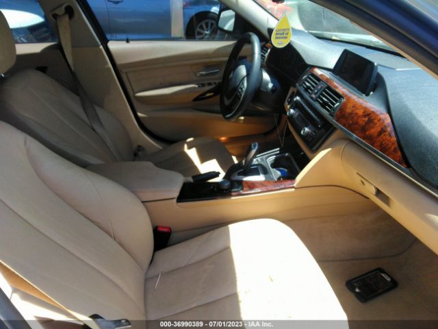 WBA3A5C59EJ463865 BMW 3 Series 328i