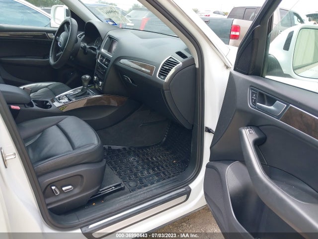 Audi Q5 2.0t Premium 2014 WA1LFAFP4EA116948 Image 5