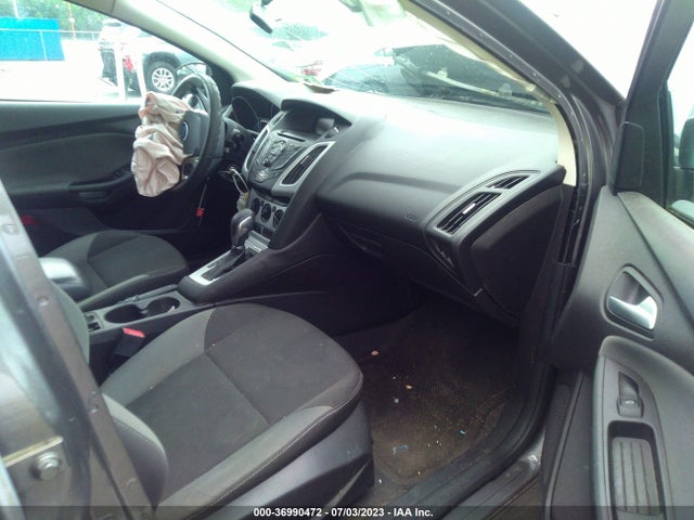 2014 FORD FOCUS SE VIN: 1FADP3K28EL307232
