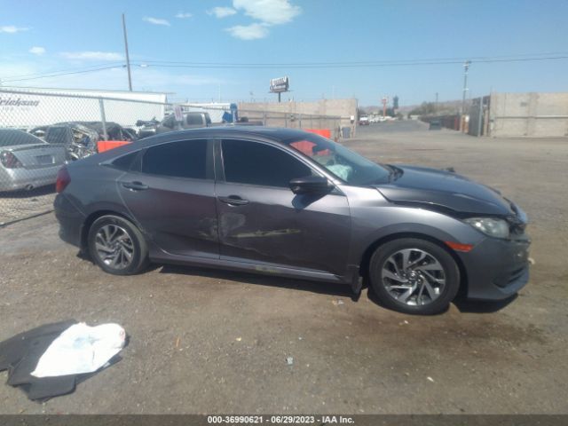 19XFC2F76GE220570 Honda Civic Sedan Ex