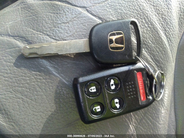 2008 HONDA ODYSSEY EX-L VIN: 5FNRL38728B408840