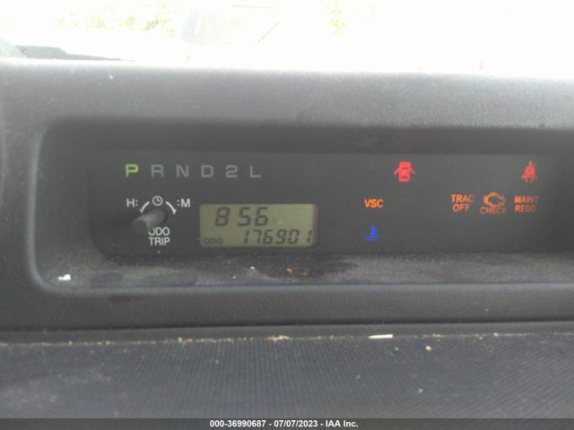 2006 SCION XB VIN: JTLKT324564056099