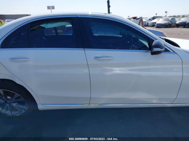 55SWF4KB9FU032968 Mercedes-Benz C 300 Sport 4matic/luxury 4matic/4matic