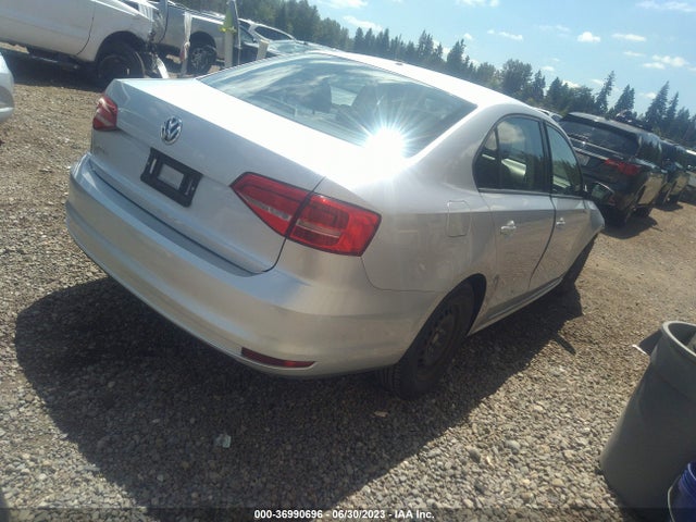 3VW2K7AJ1FM214159 Volkswagen Jetta Sedan 2.0l S