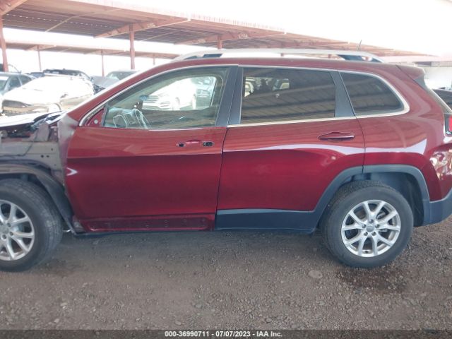 1C4PJLLB8JD611592 Jeep Cherokee Latitude Plus