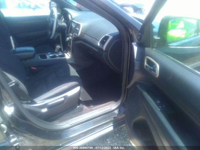 1C4RJFAG5HC720472 Jeep Grand Cherokee Laredo