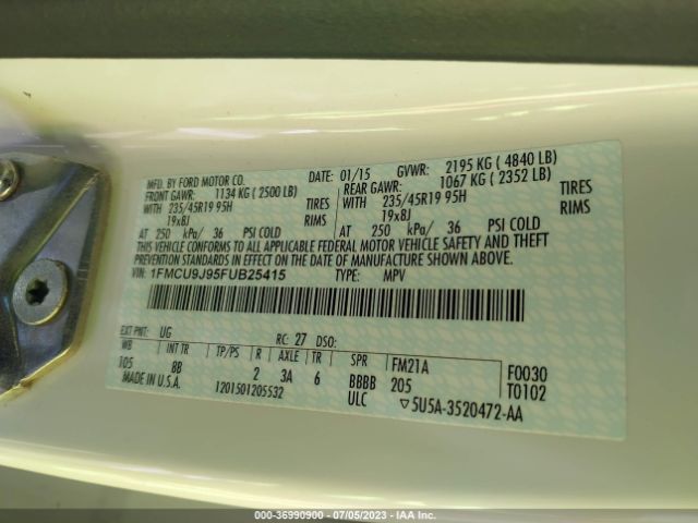 1FMCU9J95FUB25415 Ford Escape Titanium