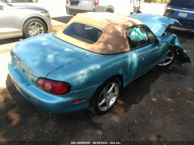 2002 MAZDA MX-5 MIATA CLOTH/LS/SE VIN: JM1NB353520220791