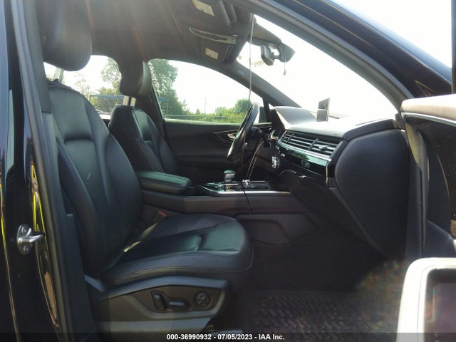 WA1VAAF7XKD028259 Audi Q7 Prestige