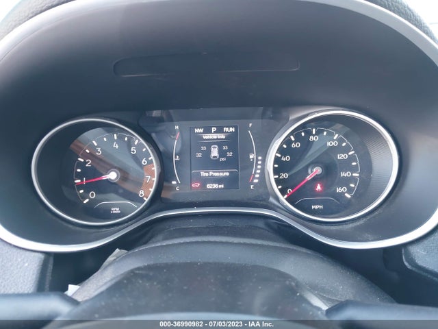 3C4NJCAB8JT502652 Jeep Compass Sport