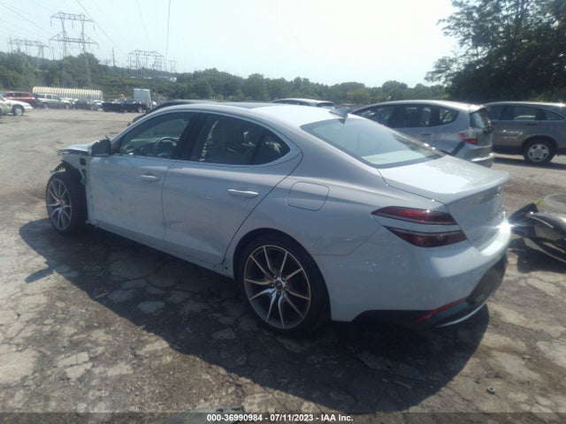 Genesis G70 2.0T 2022 KMTG34TA2NU086656 Image 3