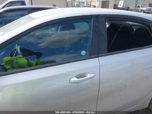 3KPF24AD9ME309461 KIA Forte Lxs