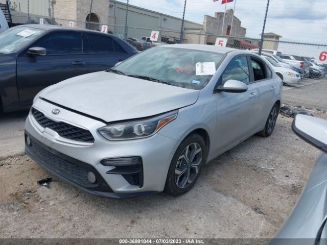 3KPF24AD9ME309461 KIA Forte Lxs