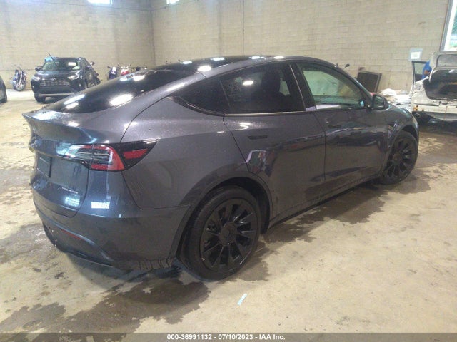 5YJYGDEE0MF196412 Tesla Model Y Long Range