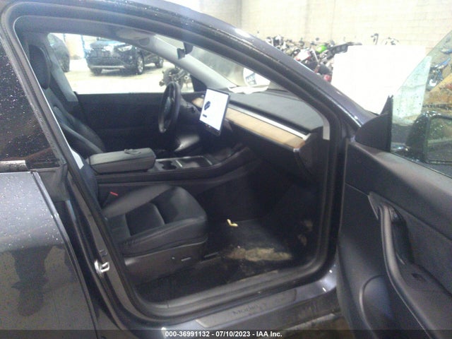 5YJYGDEE0MF196412 Tesla Model Y Long Range
