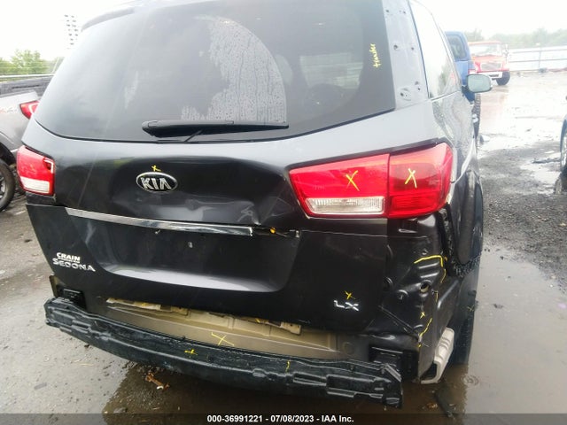KIA SEDONA LX 2017 KNDMB5C17H6225134 Image 16