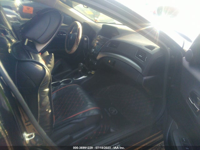 Acura ILX 2017 19UDE2F32HA012366 Image 5