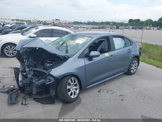 Toyota COROLLA LE 2021 5YFEPMAE4MP229375 Image 2