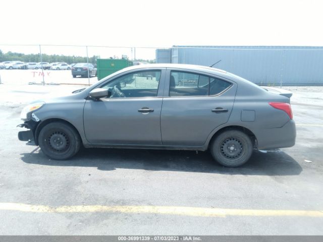 3N1CN7AP4JL817627 Nissan Versa 1.6 S+