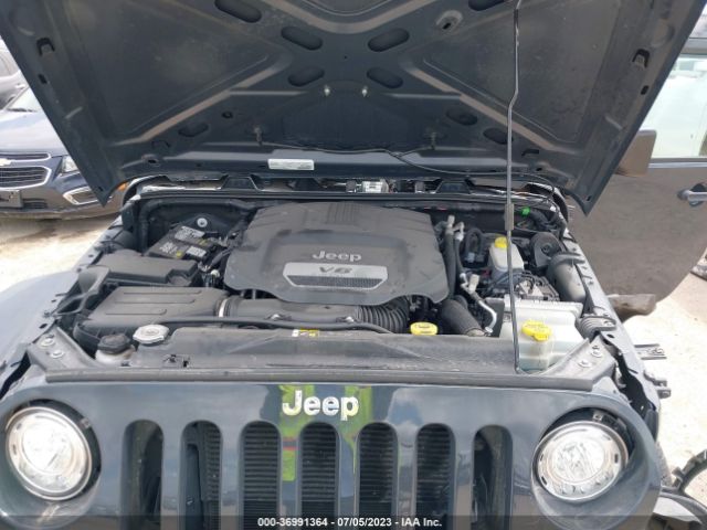 1C4BJWDG5JL809946 Jeep Wrangler Jk Unlimited Sport S