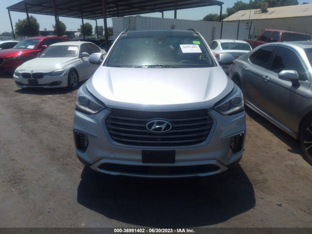 Hyundai Santa Fe Se Ultimate 2017 KM8SR4HF0HU240728 Image 4